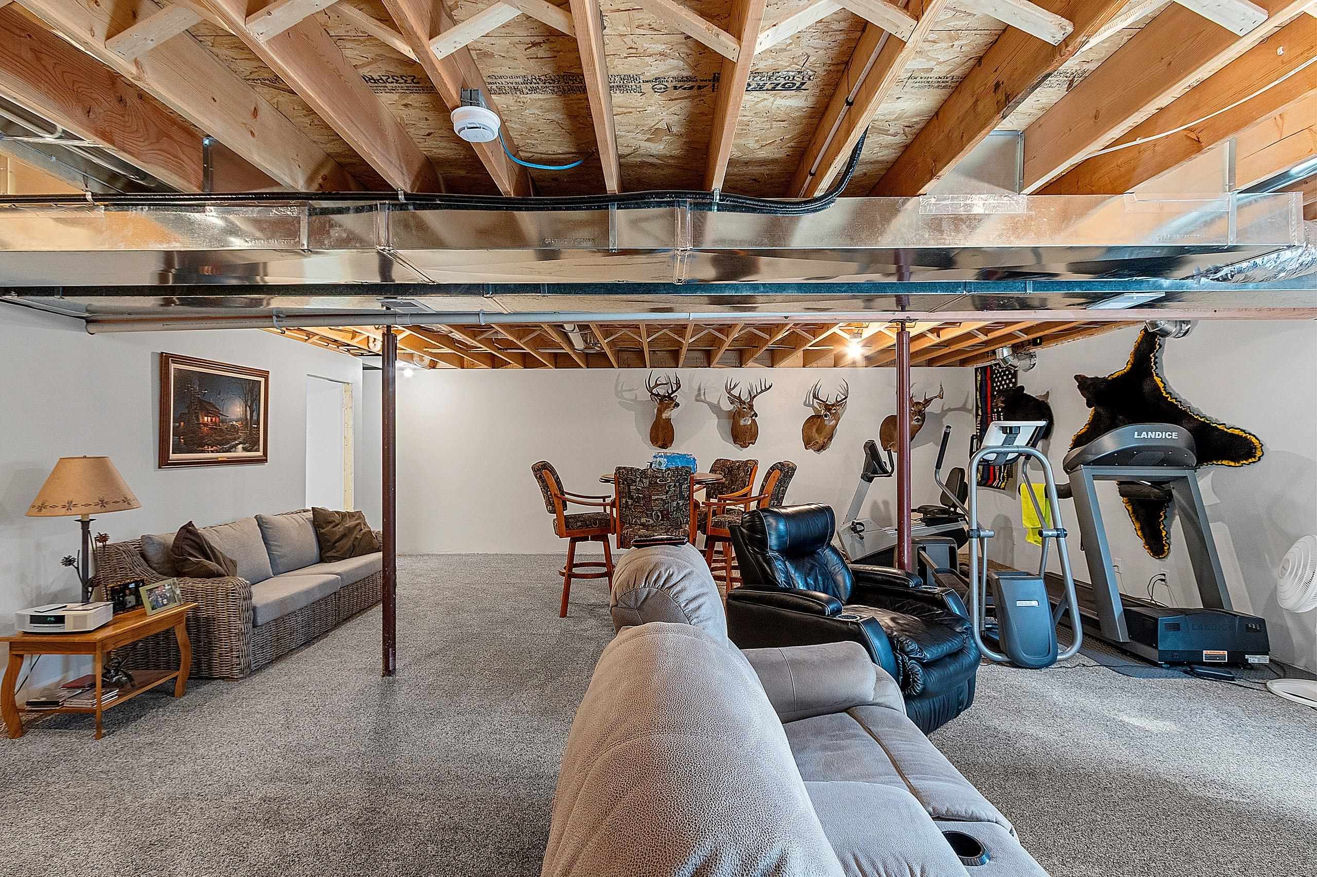 Shawano, Wisconsin 54166, United States, 3 Bedrooms Bedrooms, ,2 BathroomsBathrooms,Residential,Active,194742