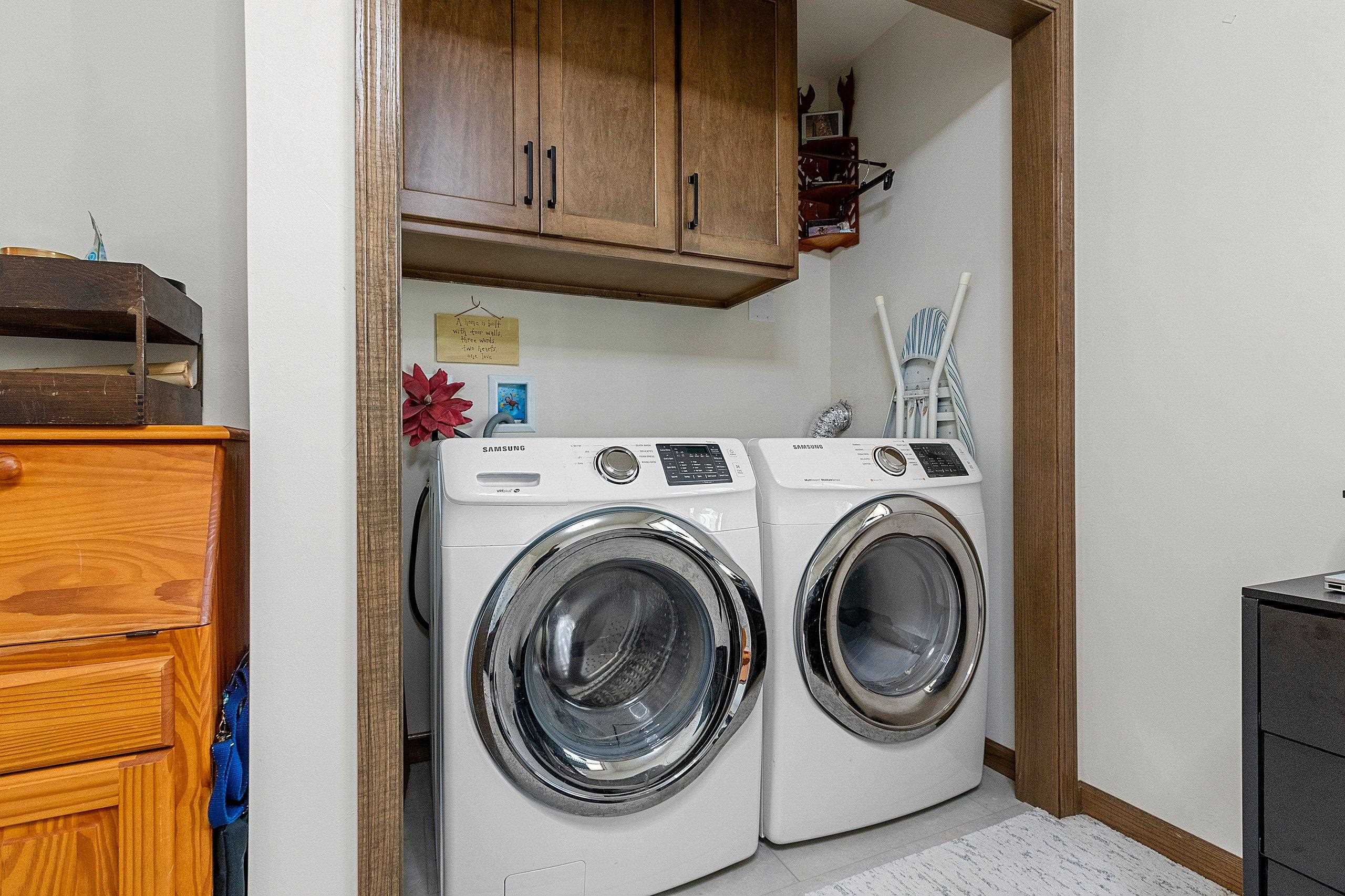 Shawano, Wisconsin 54166, United States, 3 Bedrooms Bedrooms, ,2 BathroomsBathrooms,Residential,Active,194742