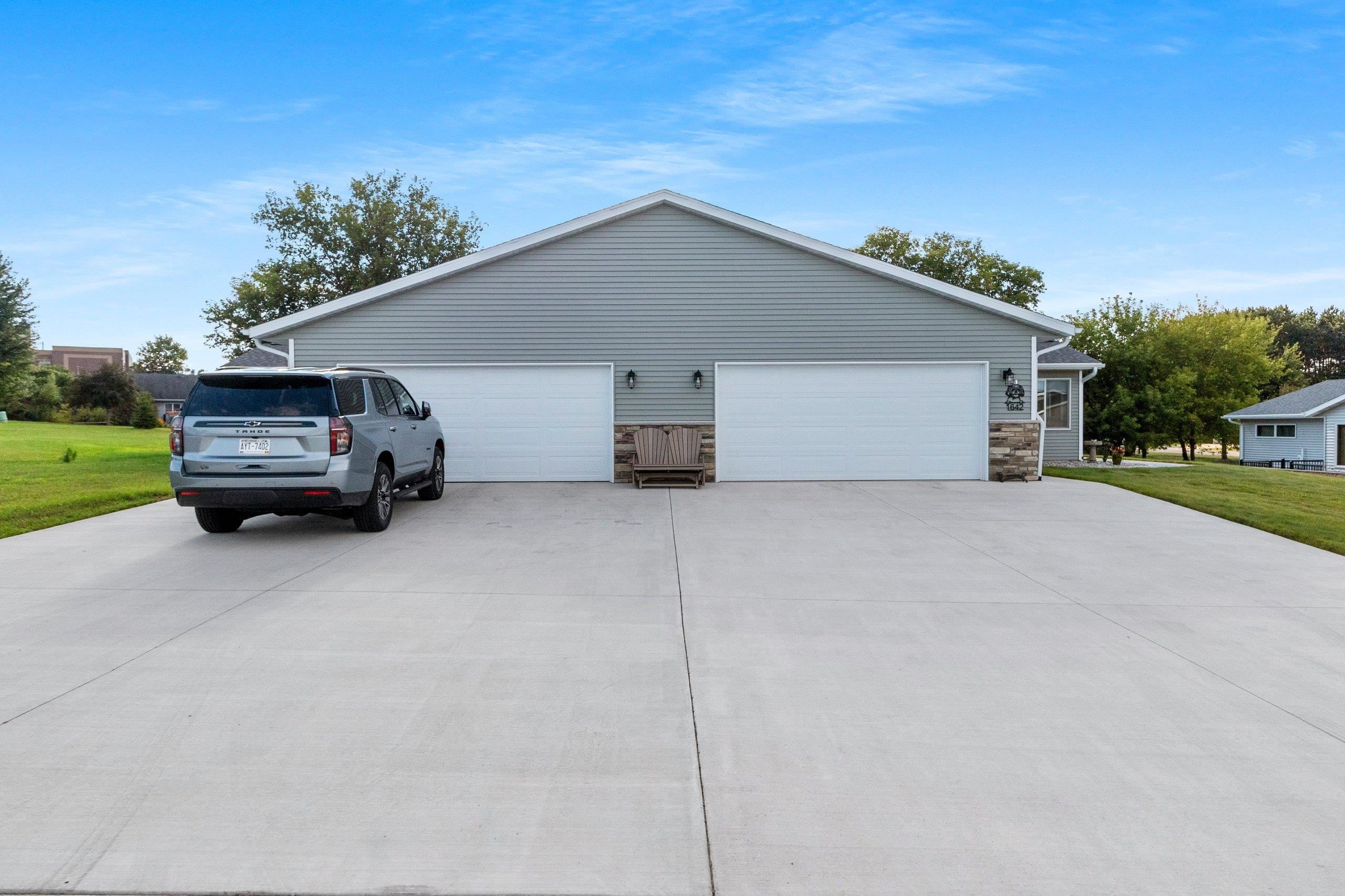 Shawano, Wisconsin 54166, United States, 3 Bedrooms Bedrooms, ,2 BathroomsBathrooms,Residential,Active,194742