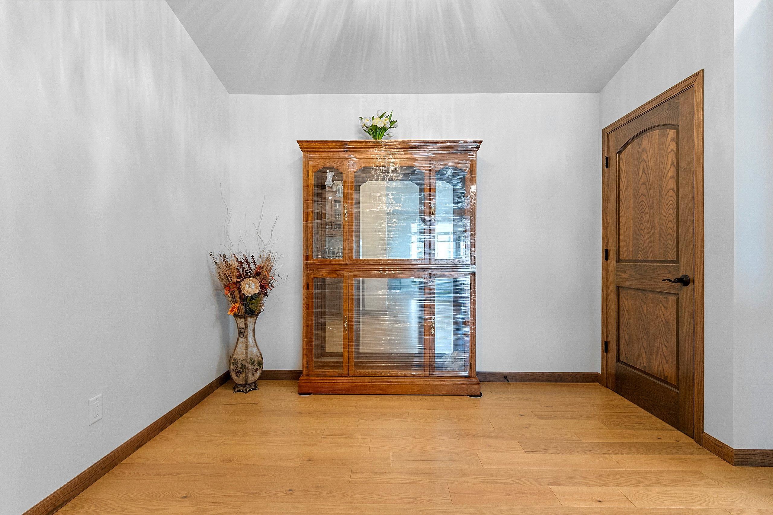 Shawano, Wisconsin 54166, United States, 3 Bedrooms Bedrooms, ,2 BathroomsBathrooms,Residential,Active,194742