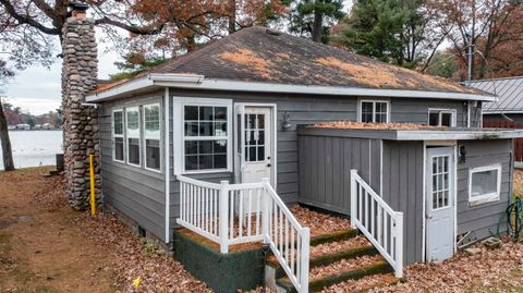 Photo of N2883 OTTER Drive, WAUPACA, WI 54981 (MLS # 50318750)