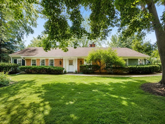 415 ARROWHEAD DR, GREEN BAY, WI 54301 - Image f493e6dfda4fe6c7b73c861f21e65feb/442386076