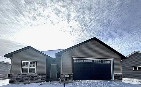 Photo of 1270 AUTUMN FIELD Lane, DE PERE, WI 54115 (MLS # 50316391)