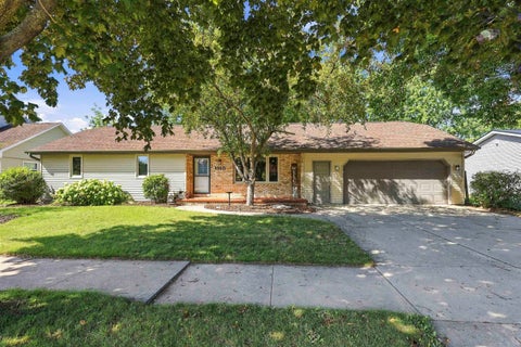 Photo of 1815 ROOSEVELT Street, LITTLE CHUTE, WI 54140 (MLS # 50332562)