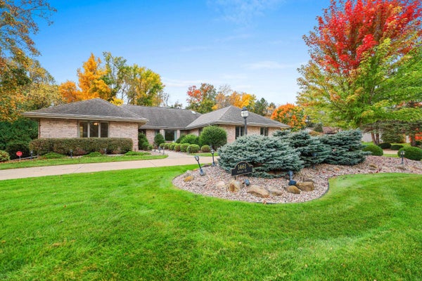 1461 NAVAJO TRL, GREEN BAY, WI 54313 - Image f5a7e37f9603e42bbd46db98c989c694/1947636901