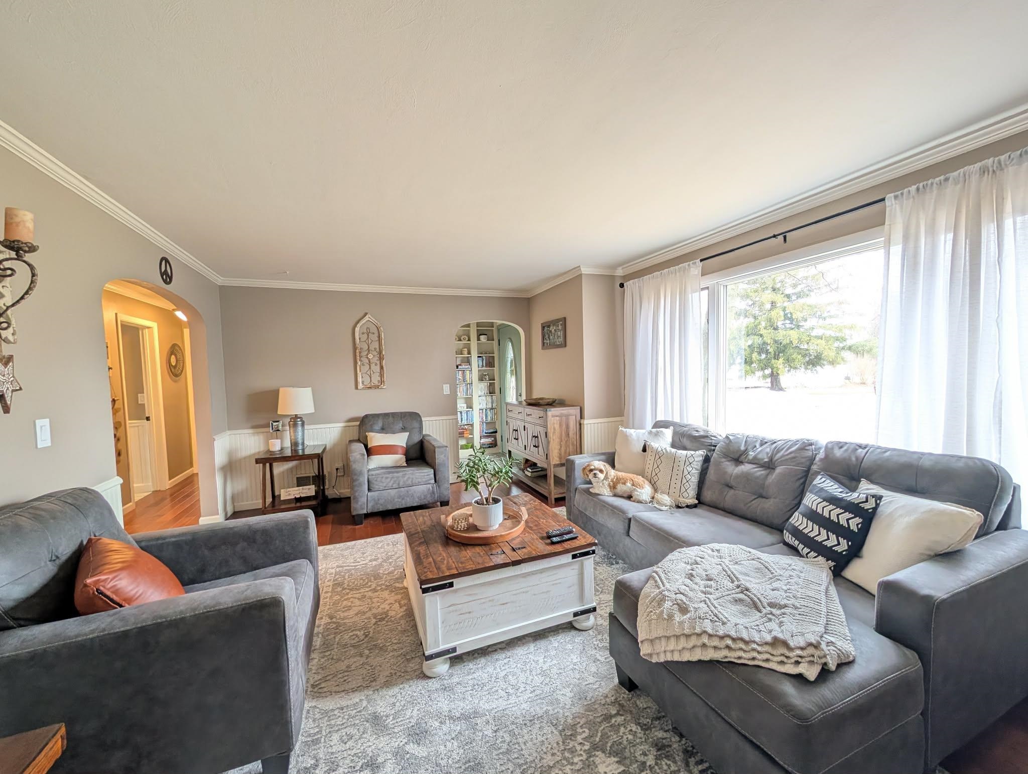 135 S FLORENCE Street