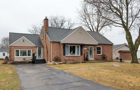 135 S FLORENCE Street DAGGETT MI 49821