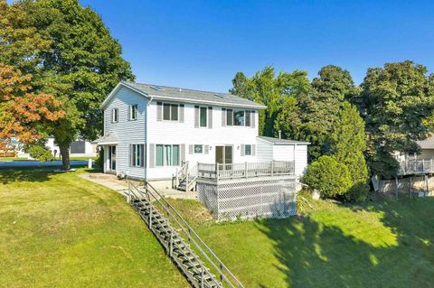 Photo of N7240 STATE RD 42, ALGOMA, WI 54201 (MLS # 50315465)