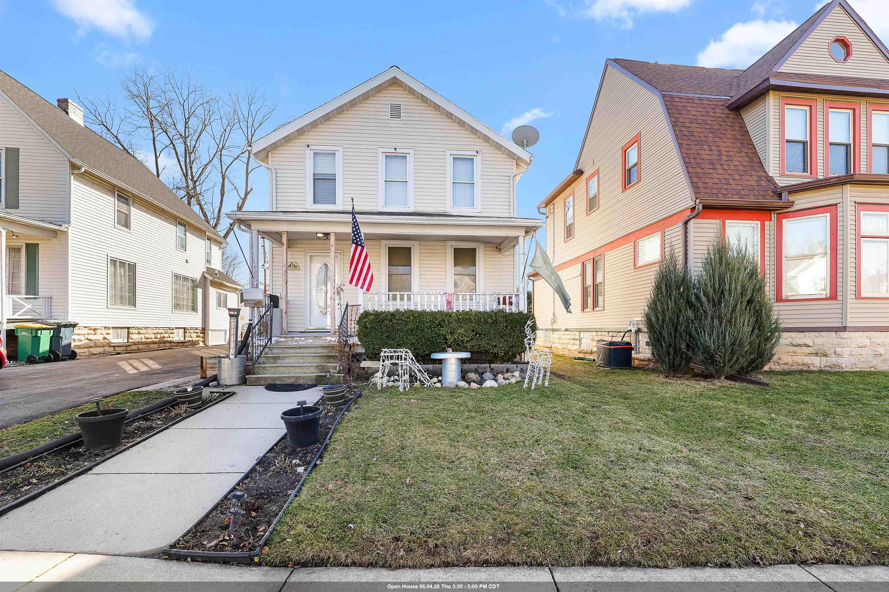 Photo 1 of 30 — 276 4TH Street, FOND DU LAC, WI 54935