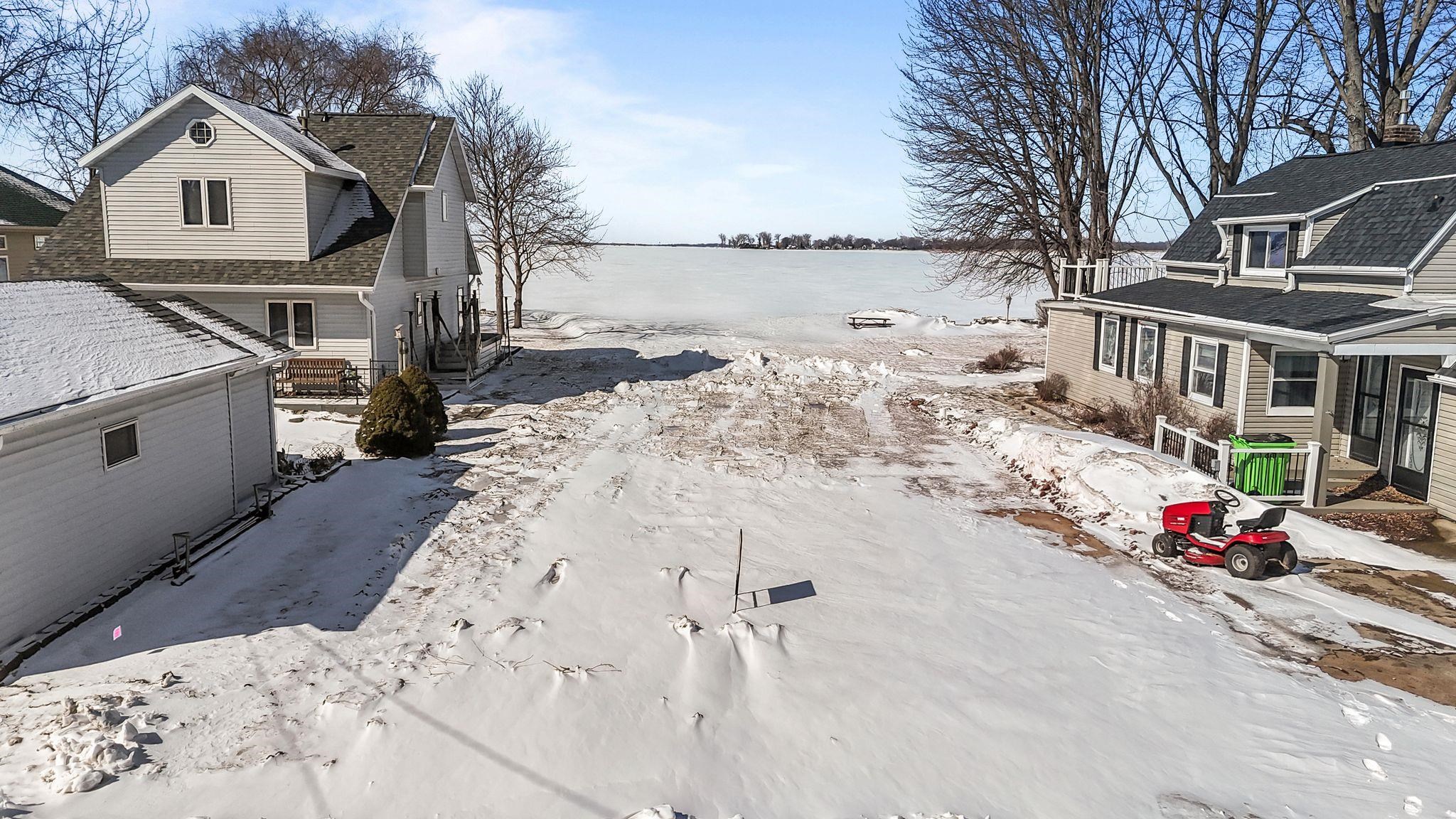 2959 SUNSET POINT Lane