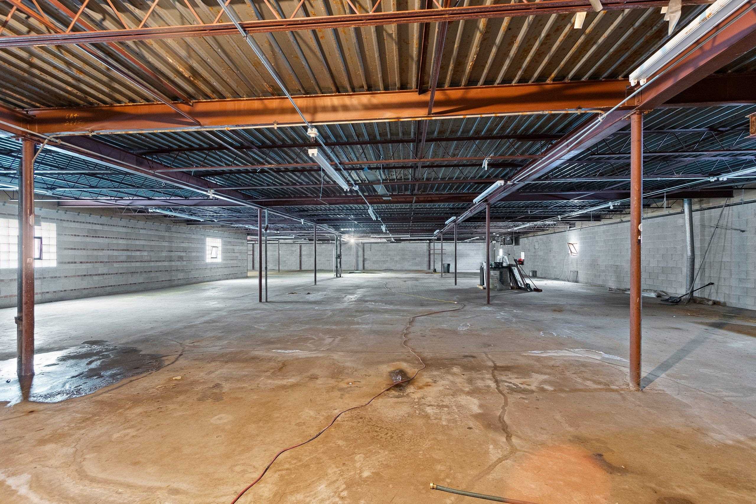 Green Bay, Wisconsin 54303, United States, ,Commercial,Active,8297