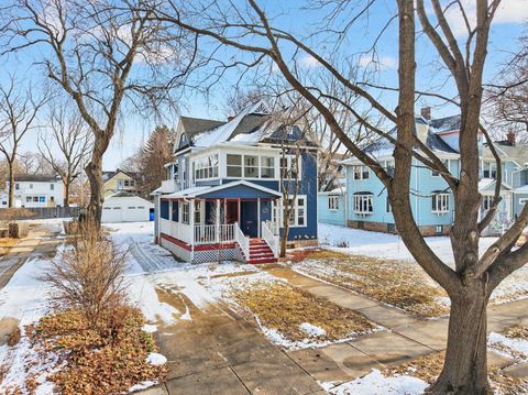 Photo of 625 S QUINCY Street, GREEN BAY, WI 54301 (MLS # 50321709)