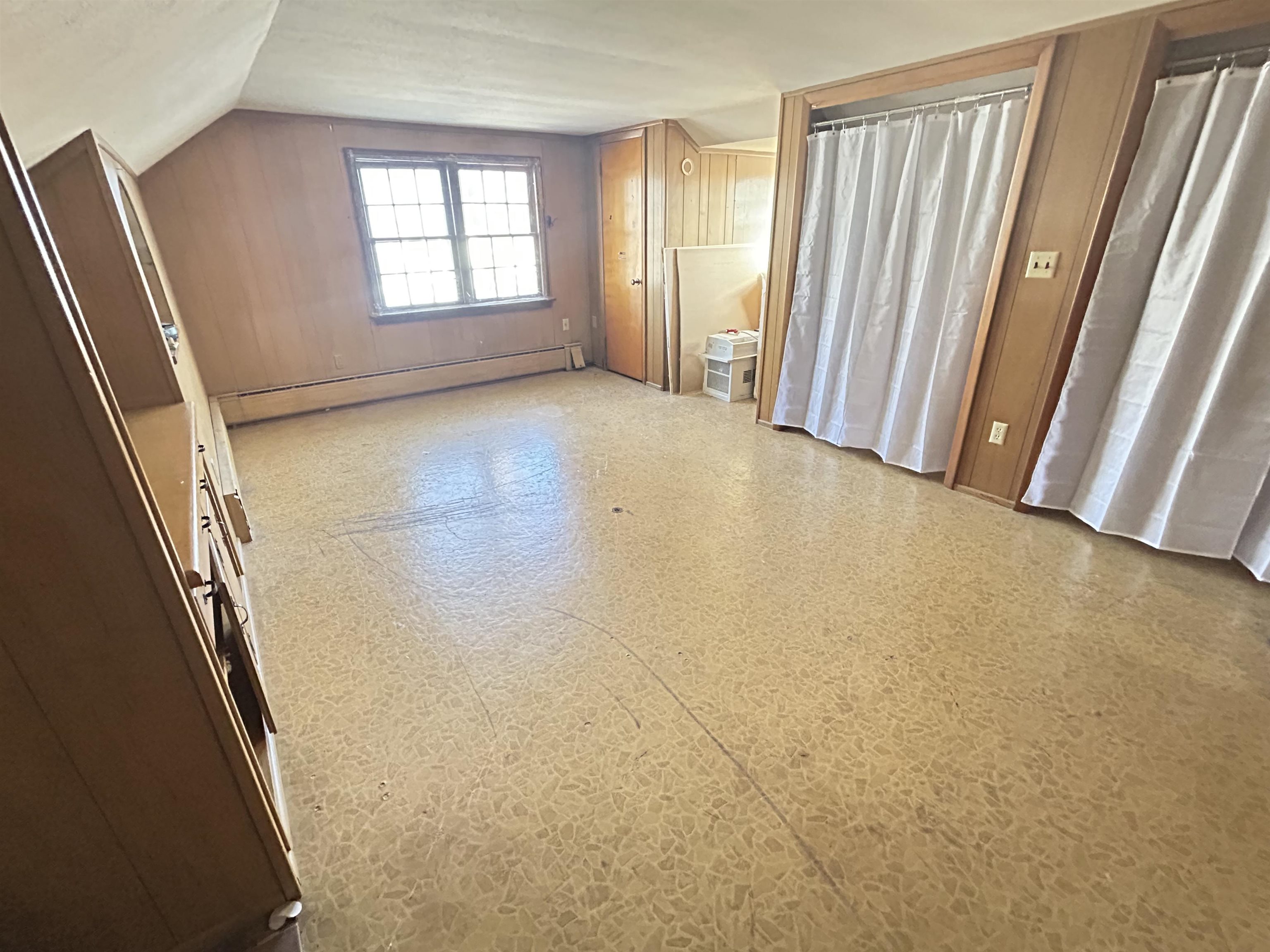 Ripon, Wisconsin 54971, United States, 4 Bedrooms Bedrooms, ,3 BathroomsBathrooms,Residential,Active,12878