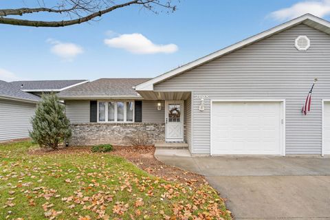Photo of 2008 CEIL Street, LITTLE CHUTE, WI 54140 (MLS # 50318742)