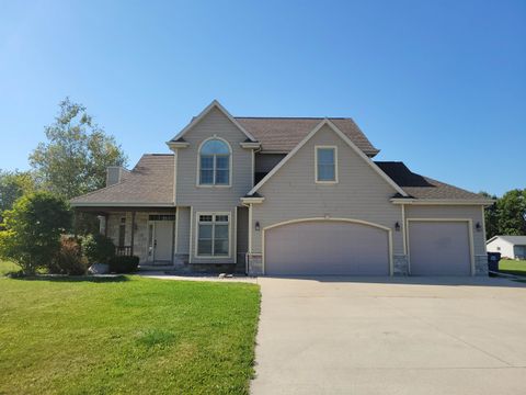 Photo of N8182 HIGHLAND Drive, FOND DU LAC, WI 54937 (MLS # 50316252)