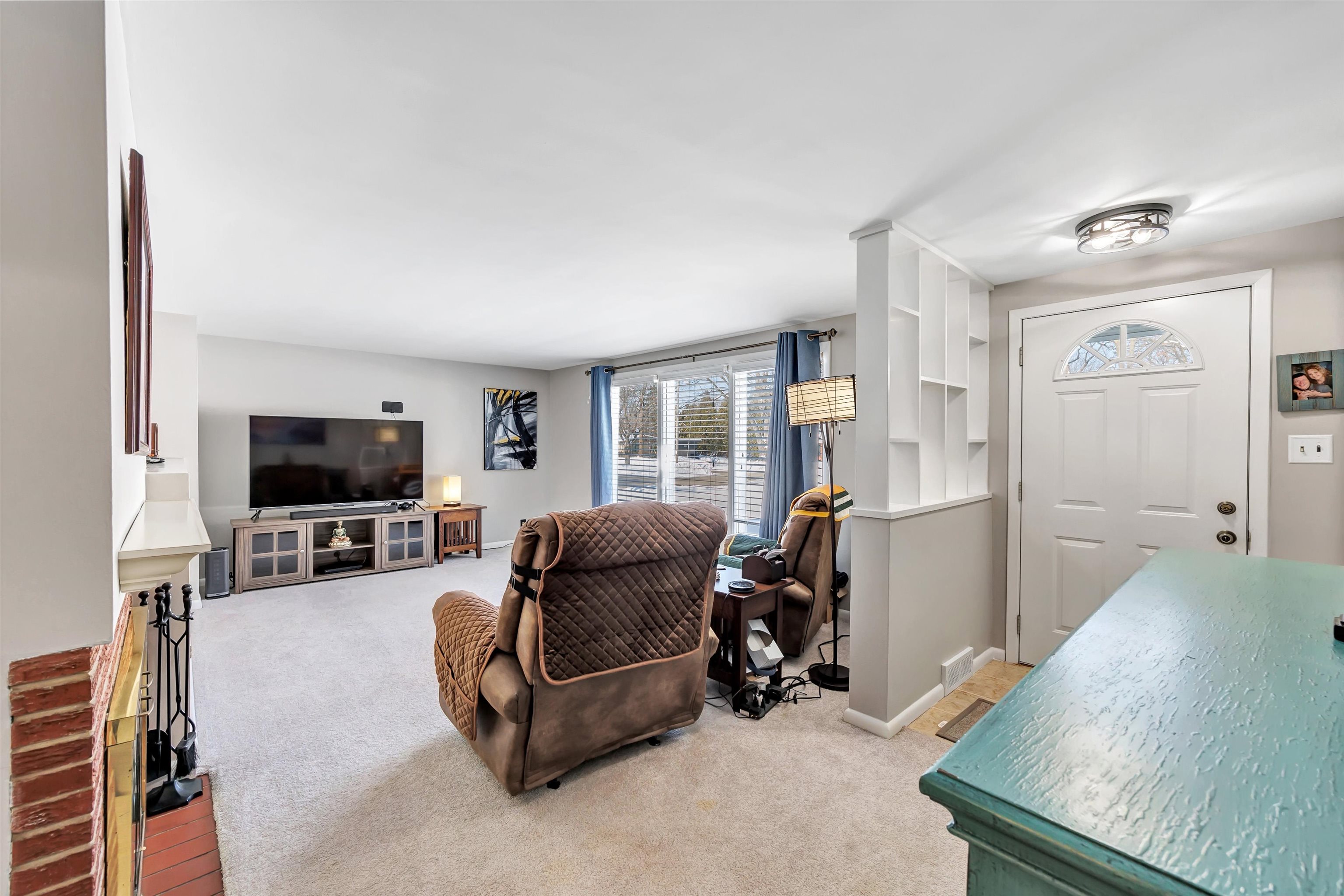 De Pere, Wisconsin 54115, United States, 3 Bedrooms Bedrooms, ,3 BathroomsBathrooms,Residential,Pending,2663