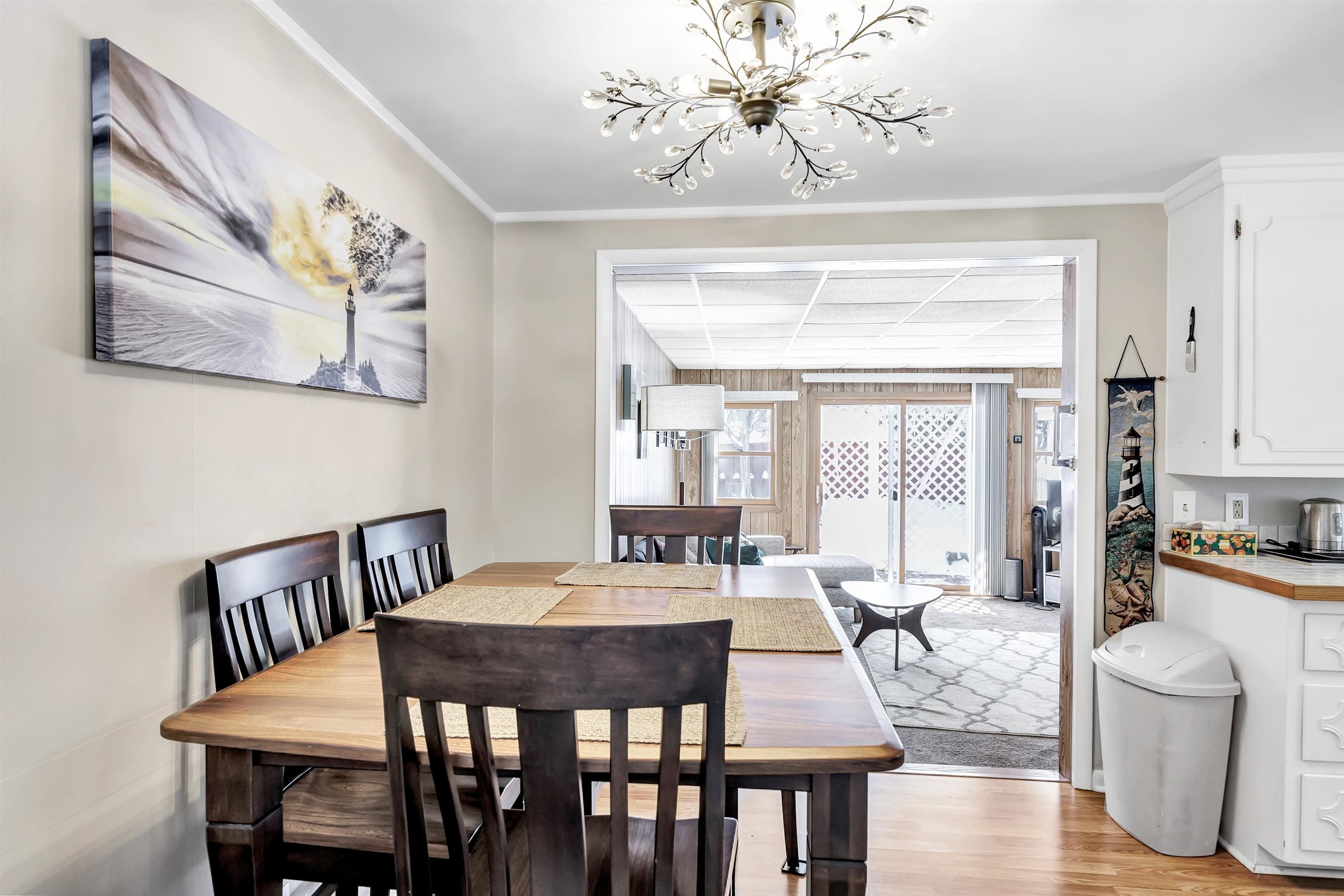 De Pere, Wisconsin 54115, United States, 3 Bedrooms Bedrooms, ,3 BathroomsBathrooms,Residential,Pending,2663