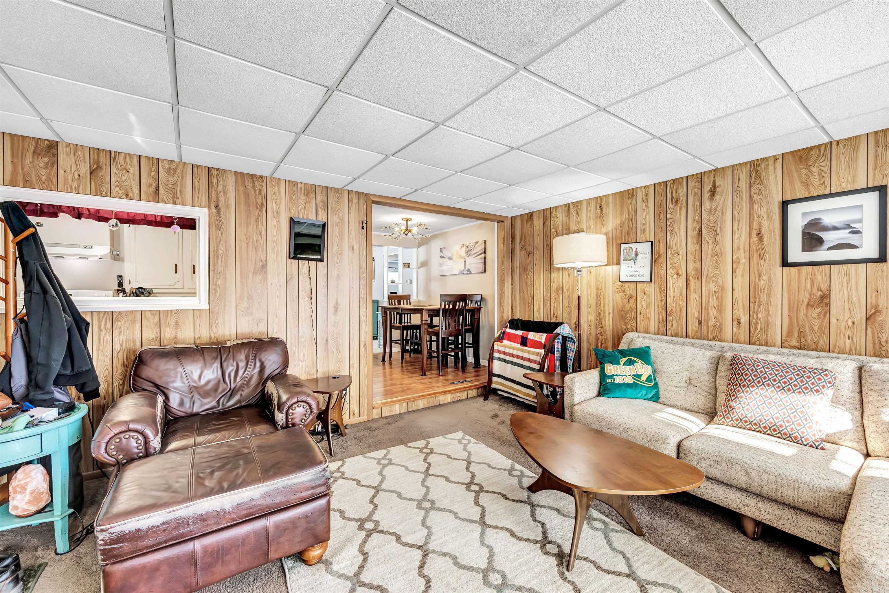 De Pere, Wisconsin 54115, United States, 3 Bedrooms Bedrooms, ,3 BathroomsBathrooms,Residential,Pending,2663