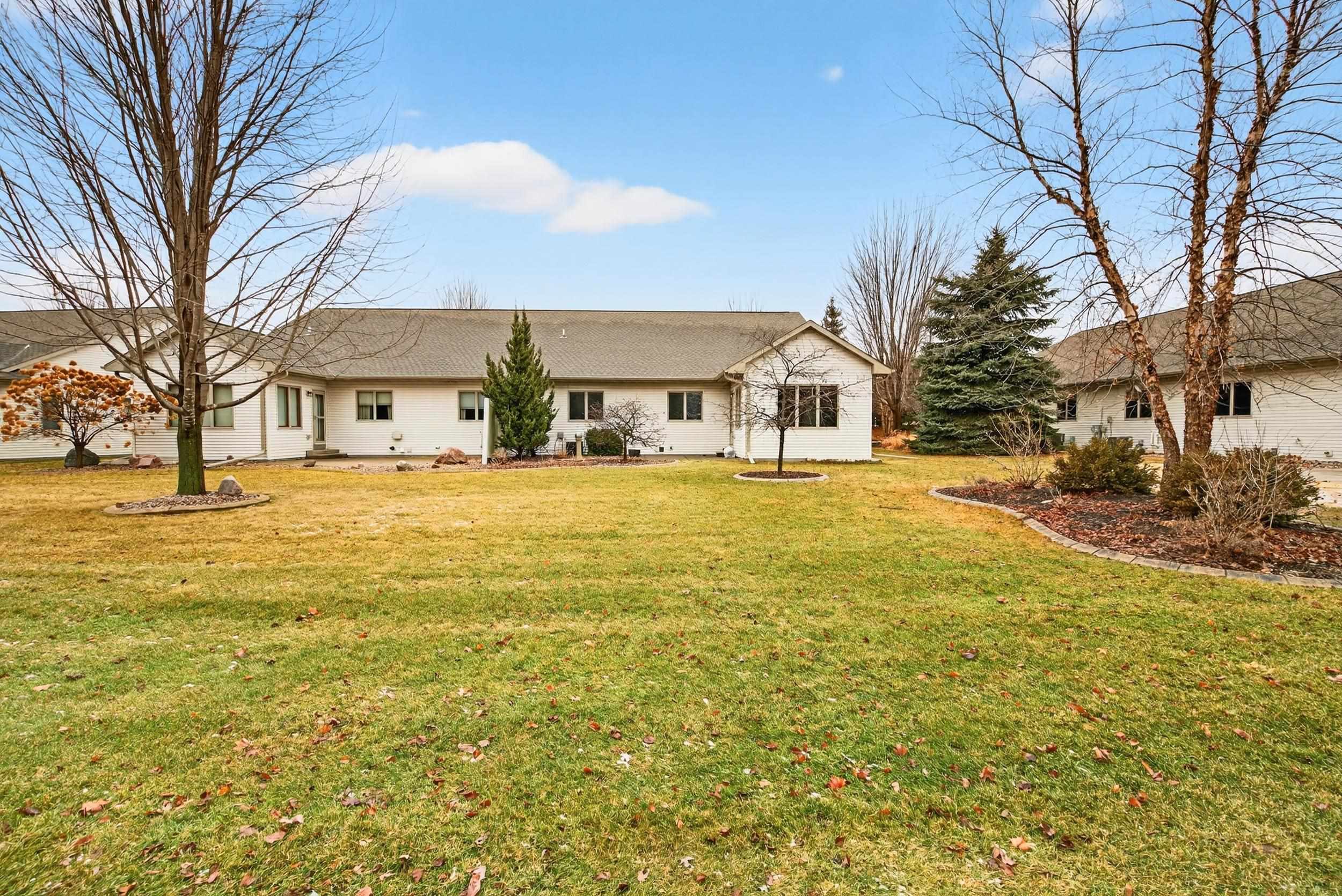 4742 N PROVIDENCE Avenue