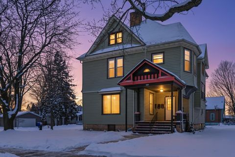 Photo of 1003 N APPLETON Street, APPLETON, WI 54911 (MLS # 50319035)