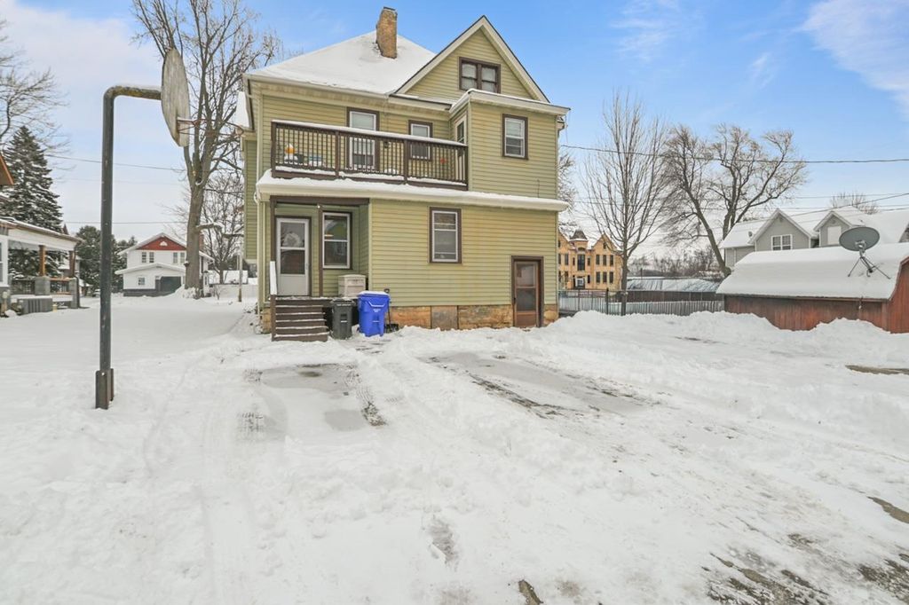 Photo of 1003 N APPLETON Street, APPLETON, WI 54911 (MLS # 50319035)