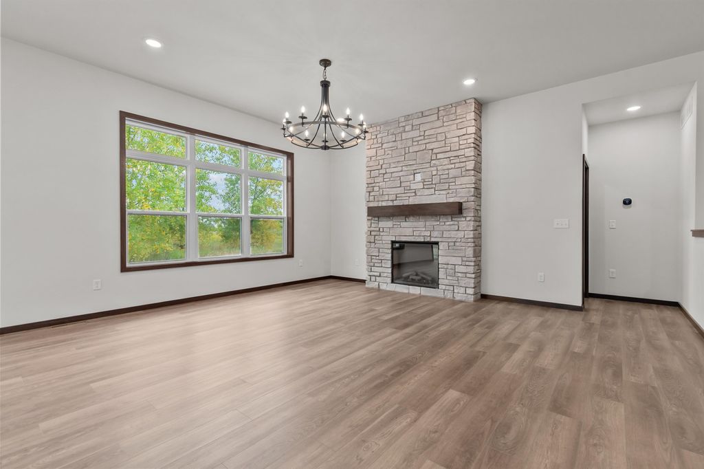 Photo of 3710 E CALLALILLY Lane, APPLETON, WI 54913 (MLS # 50315277)