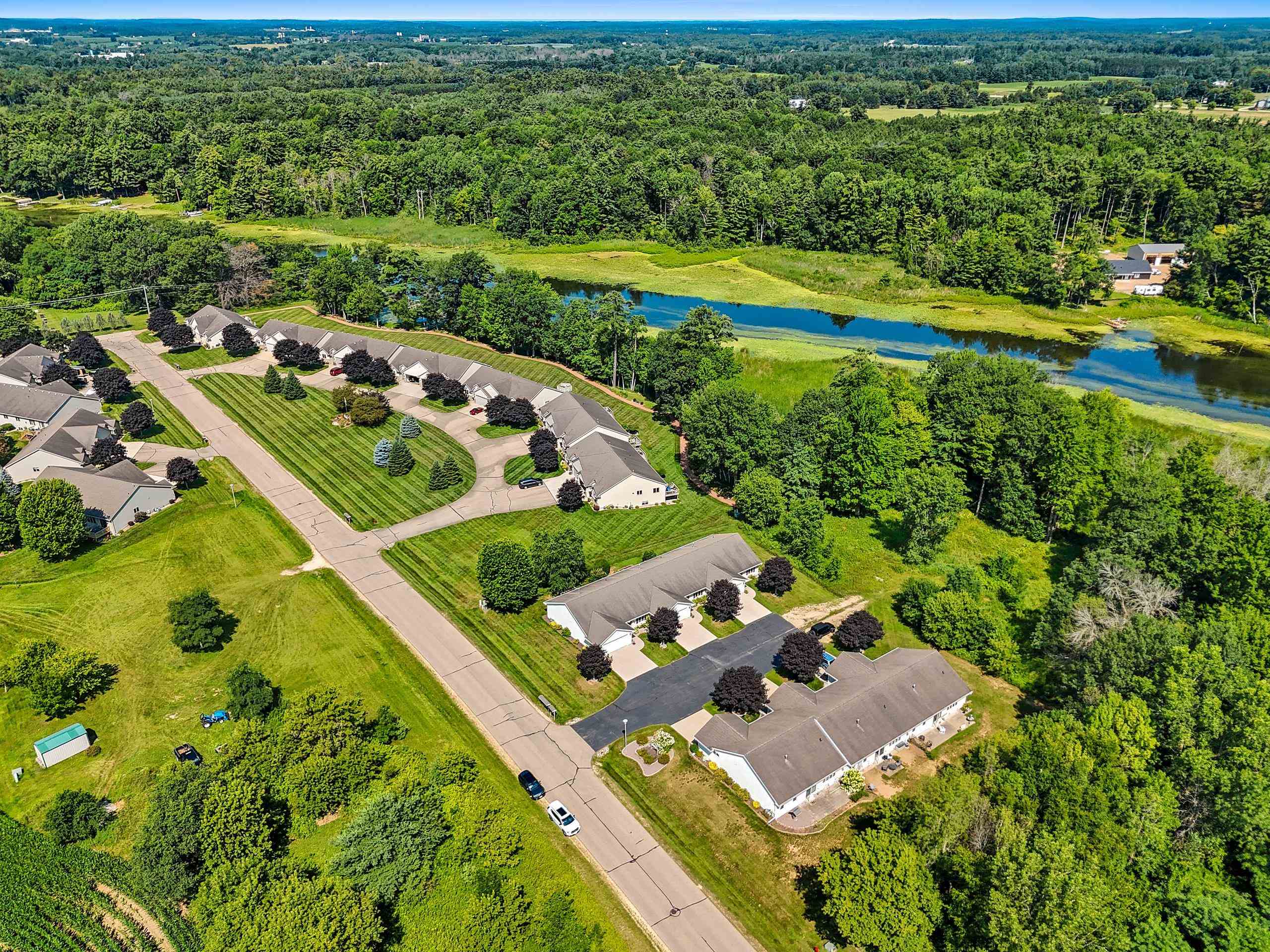 Shawano, Wisconsin 54166, United States, 2 Bedrooms Bedrooms, ,2 BathroomsBathrooms,Residential,Pending,180881