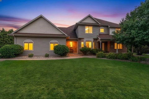 Photo of 2159 MOONLIGHT Court, MENASHA, WI 54952 (MLS # 50330331)