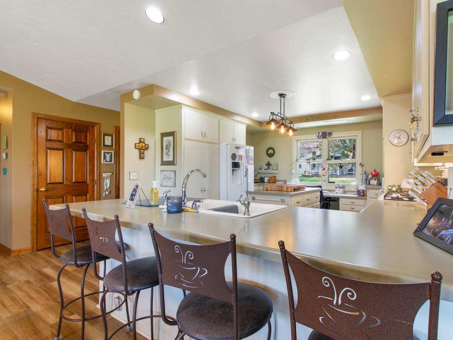 Green Bay, Wisconsin 54311, United States, 4 Bedrooms Bedrooms, ,3 BathroomsBathrooms,Residential,Active,121933