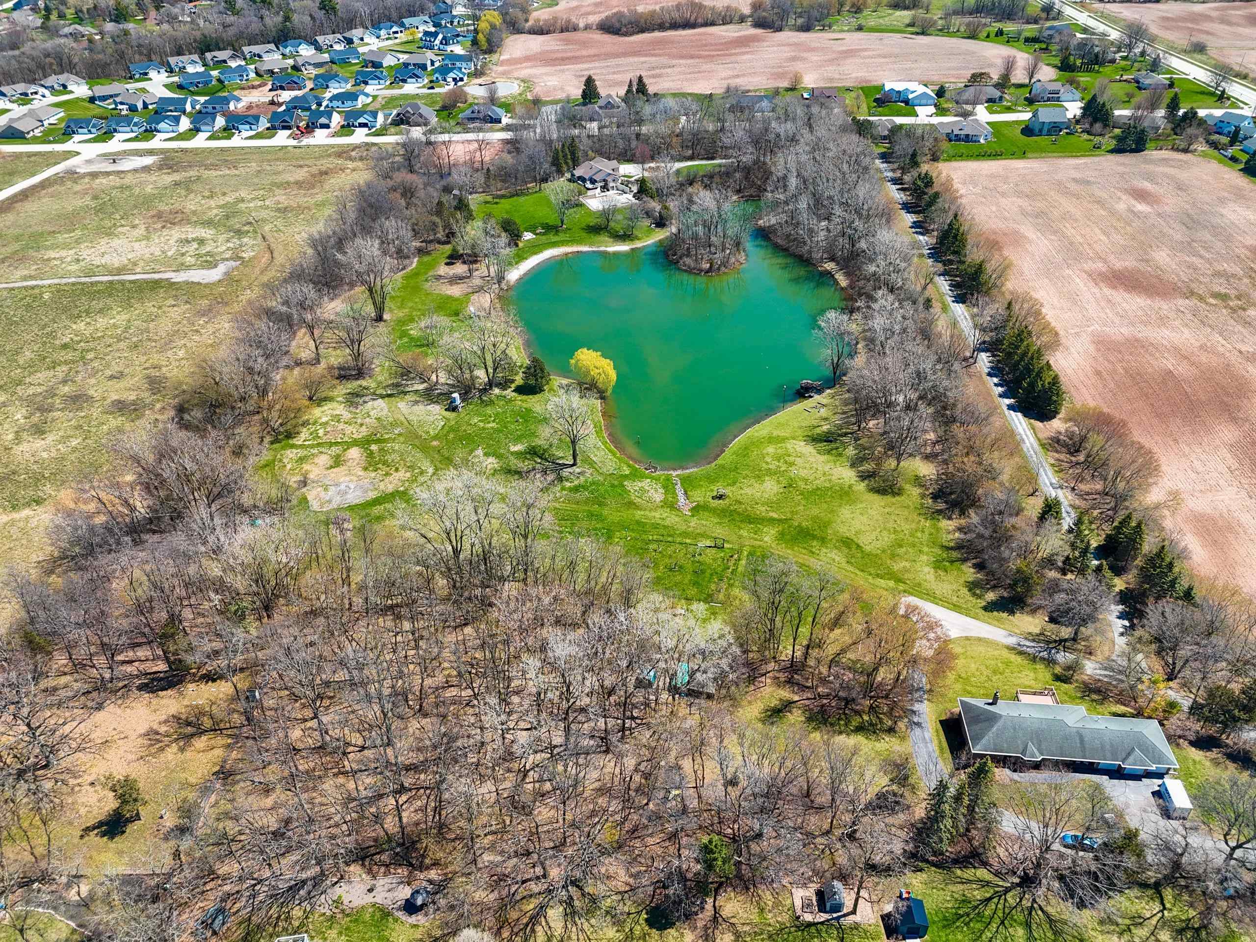 Green Bay, Wisconsin 54311, United States, 4 Bedrooms Bedrooms, ,3 BathroomsBathrooms,Residential,Active,121933