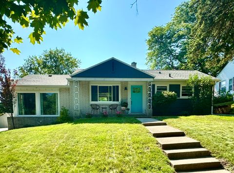 Photo of 217 N Roger St, Port Washington, WI 53074 (MLS # 1885120)