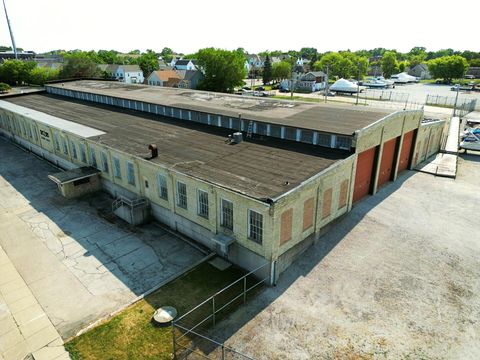 Photo of 5136 Sheridan Rd, Kenosha, WI 53140 (MLS # 1896801)