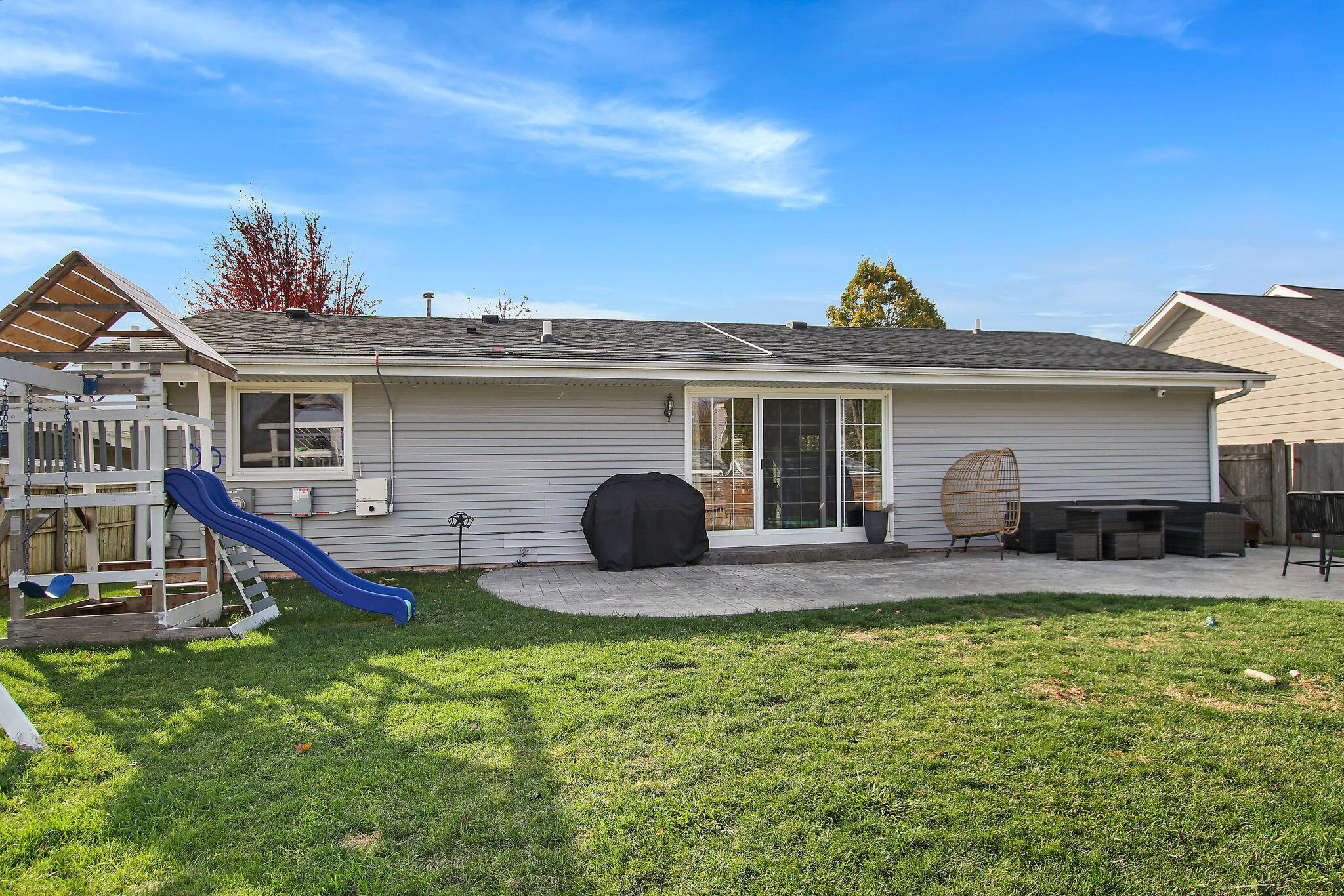 Kenosha, Wisconsin 53142, United States, 4 Bedrooms Bedrooms, ,3 BathroomsBathrooms,Residential,Active,34746