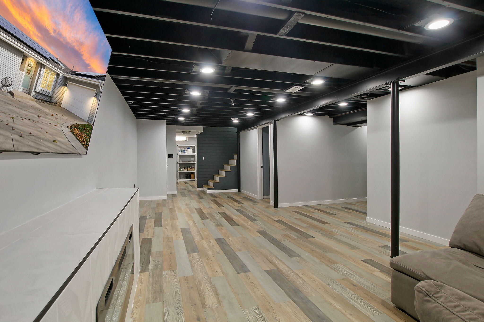 Kenosha, Wisconsin 53142, United States, 4 Bedrooms Bedrooms, ,3 BathroomsBathrooms,Residential,Active,34746