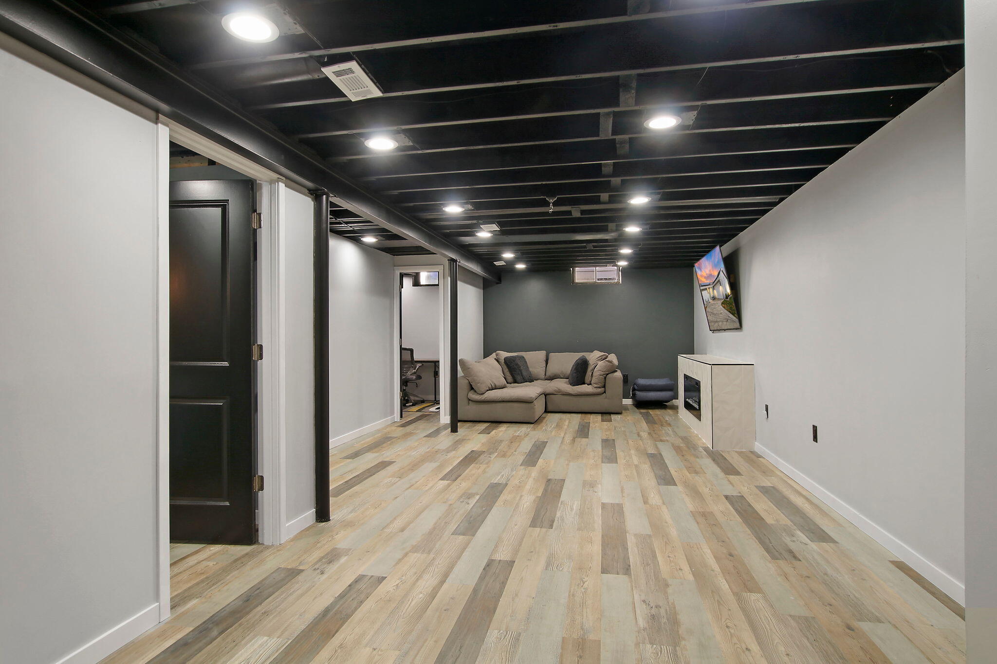 Kenosha, Wisconsin 53142, United States, 4 Bedrooms Bedrooms, ,3 BathroomsBathrooms,Residential,Active,34746