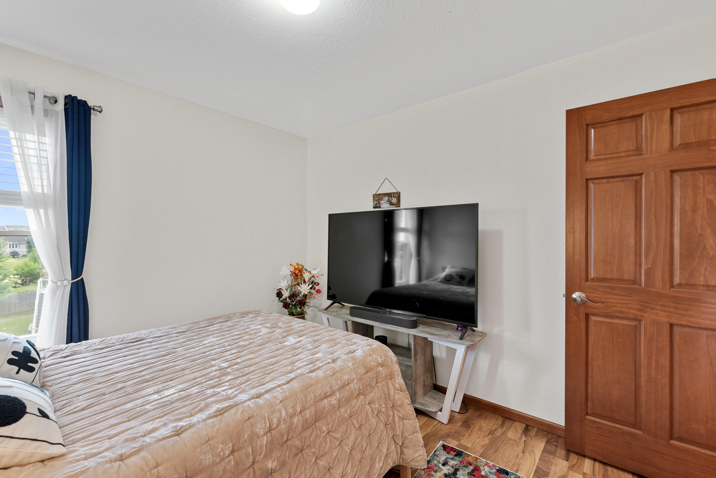 Port Washington, Wisconsin 53074, United States, 5 Bedrooms Bedrooms, ,4 BathroomsBathrooms,Residential,Pending,44999