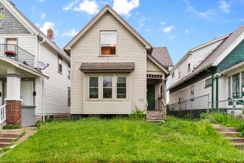 Photo of 2804 N Palmer St, Milwaukee, WI 53212 (MLS # 1885313)