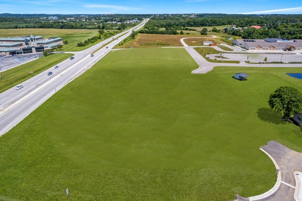 LT2 LAWNSDALE RD, WAUKESHA, WI 53189 - Image 0b7865ea8a36b2ff1a04e9c03ff2f8a1/2601620639