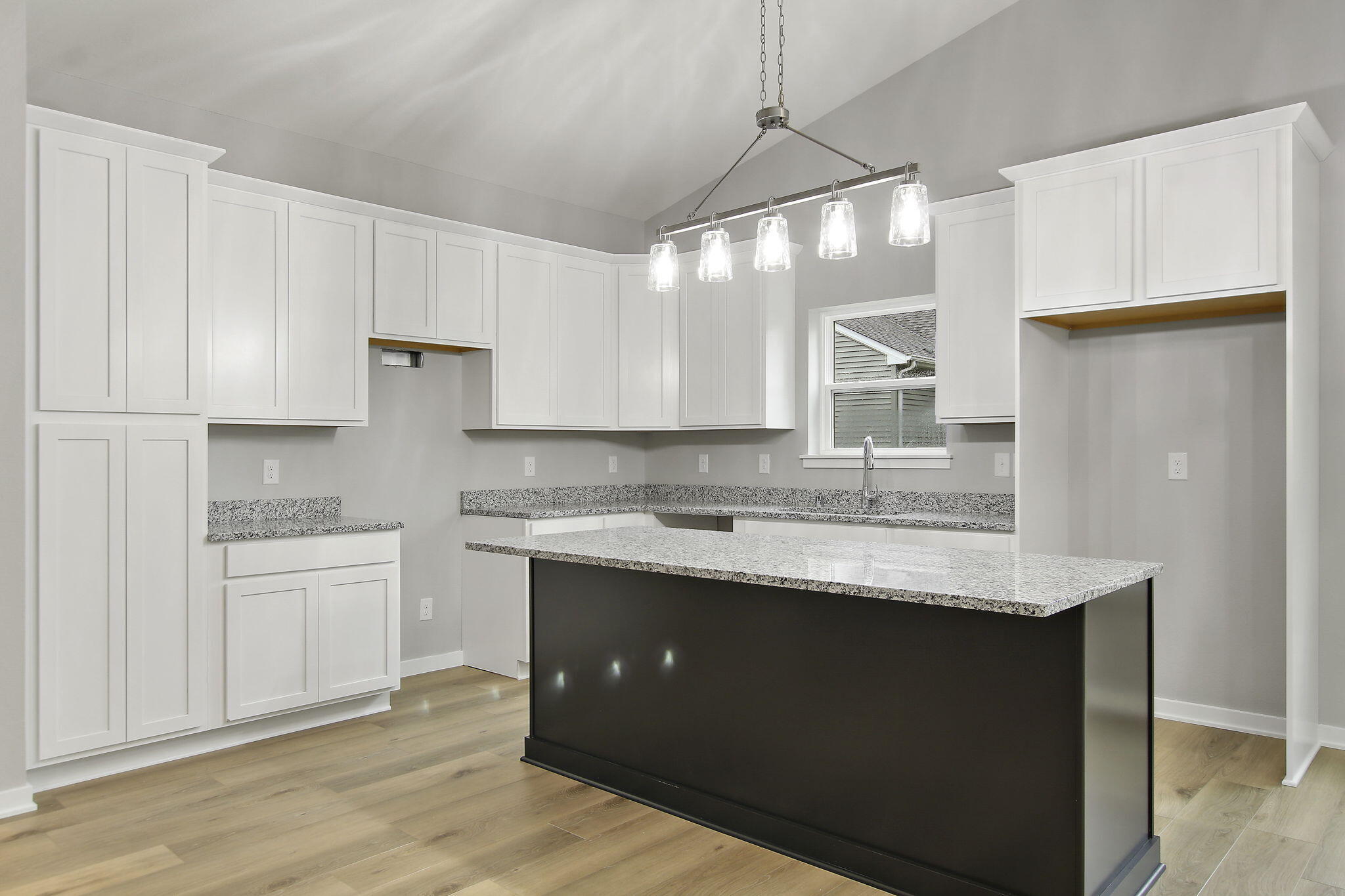 Twin Lakes, Wisconsin 53181, United States, 3 Bedrooms Bedrooms, ,2 BathroomsBathrooms,Residential,Active,43113