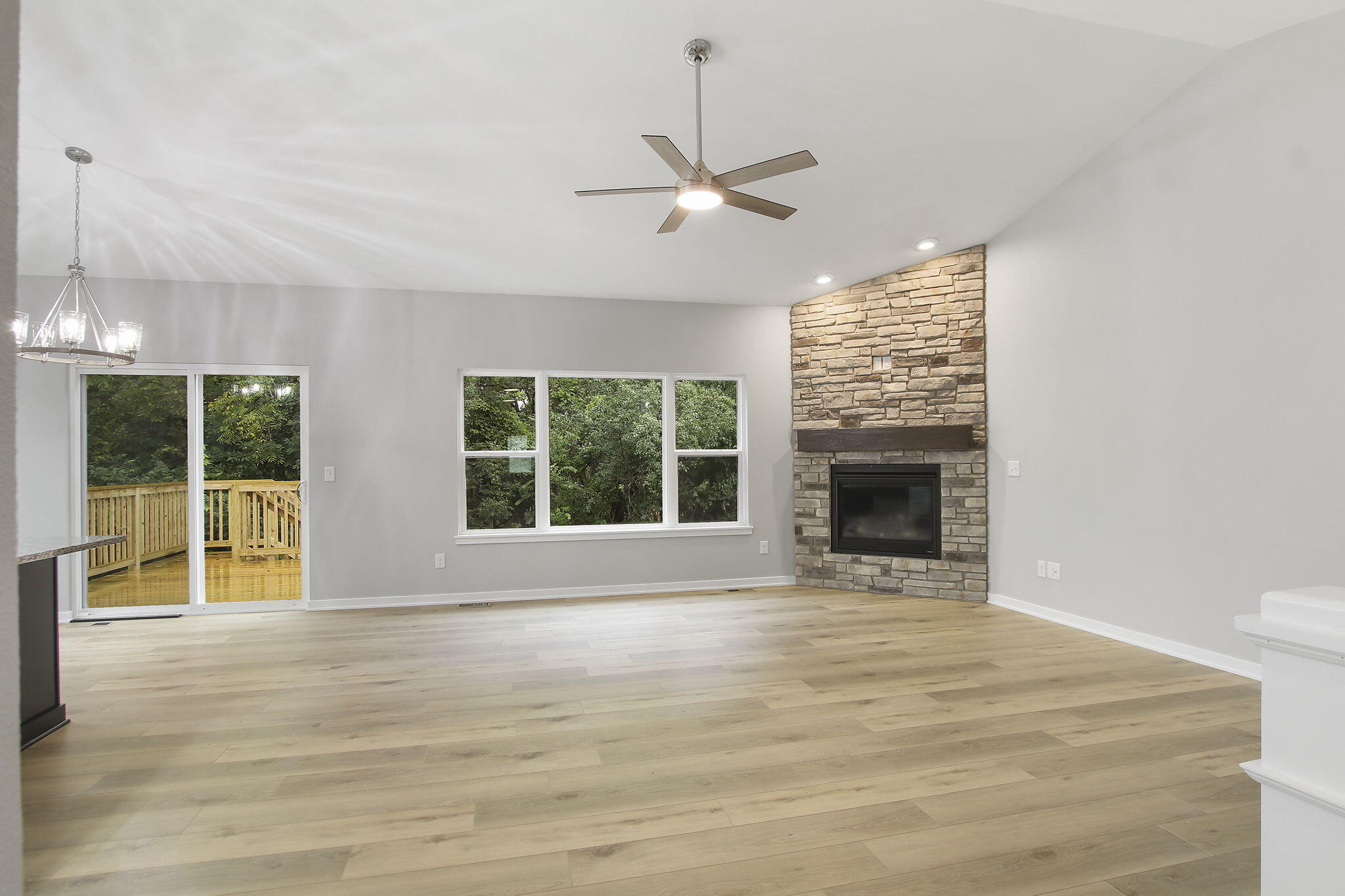 Twin Lakes, Wisconsin 53181, United States, 3 Bedrooms Bedrooms, ,2 BathroomsBathrooms,Residential,Active,43113