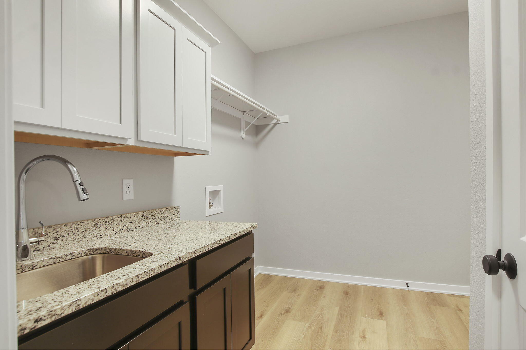 Twin Lakes, Wisconsin 53181, United States, 3 Bedrooms Bedrooms, ,2 BathroomsBathrooms,Residential,Active,43113