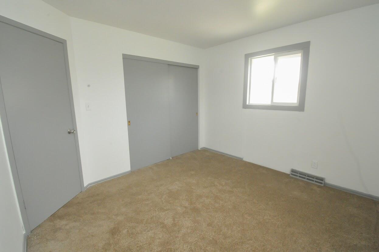 Racine, Wisconsin 53406, United States, 4 Bedrooms Bedrooms, ,2 BathroomsBathrooms,Residential,Active,32088