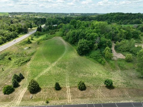 Photo of Lt8 Panorama Dr, Wayne, WI 53090 (MLS # 1684067)