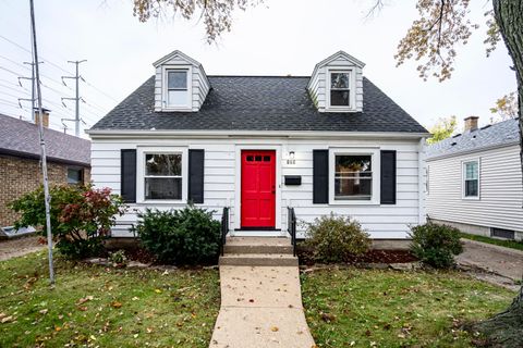 Photo of 128 S 71st St, Milwaukee, WI 53214 (MLS # 1855825)