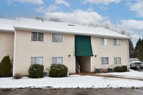 Photo of 1717 Parknoll Ln, Port Washington, WI 53074 (MLS # 1862109)