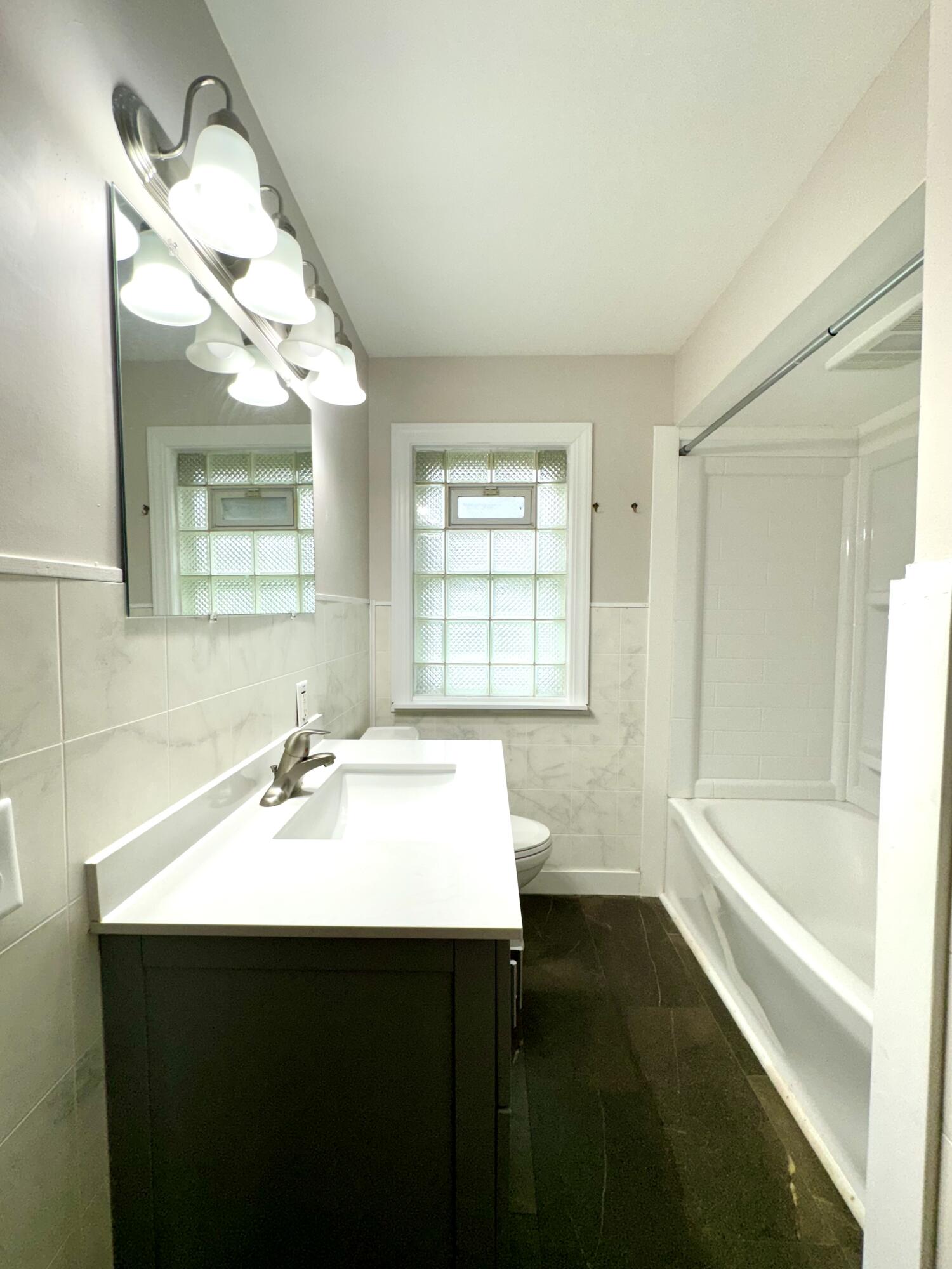 Kenosha, Wisconsin 53144, United States, ,Residential,Active,53128