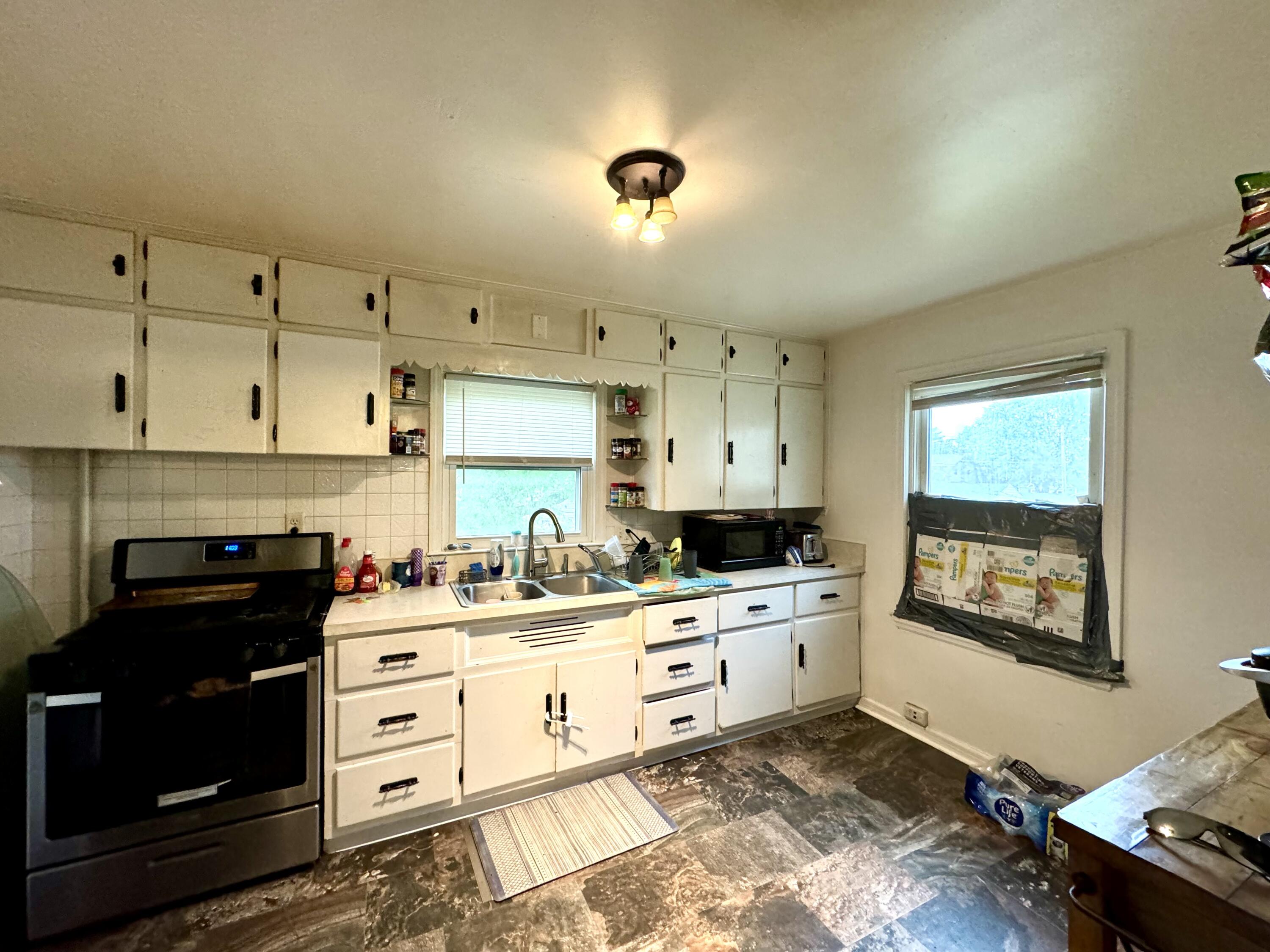 Kenosha, Wisconsin 53144, United States, ,Residential,Active,53128