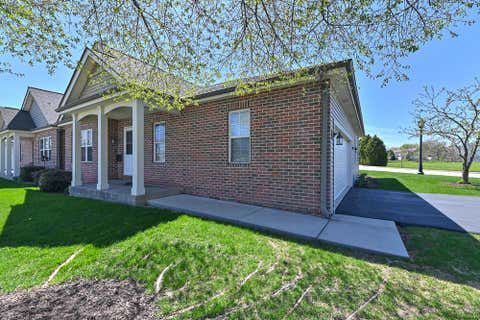 Photo of 2600 9th Ave, South Milwaukee, WI 53172 (MLS # 1872823)