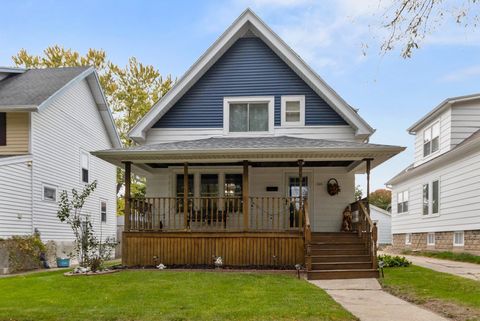 Photo of 325 N 67th St, Milwaukee, WI 53213 (MLS # 1854172)