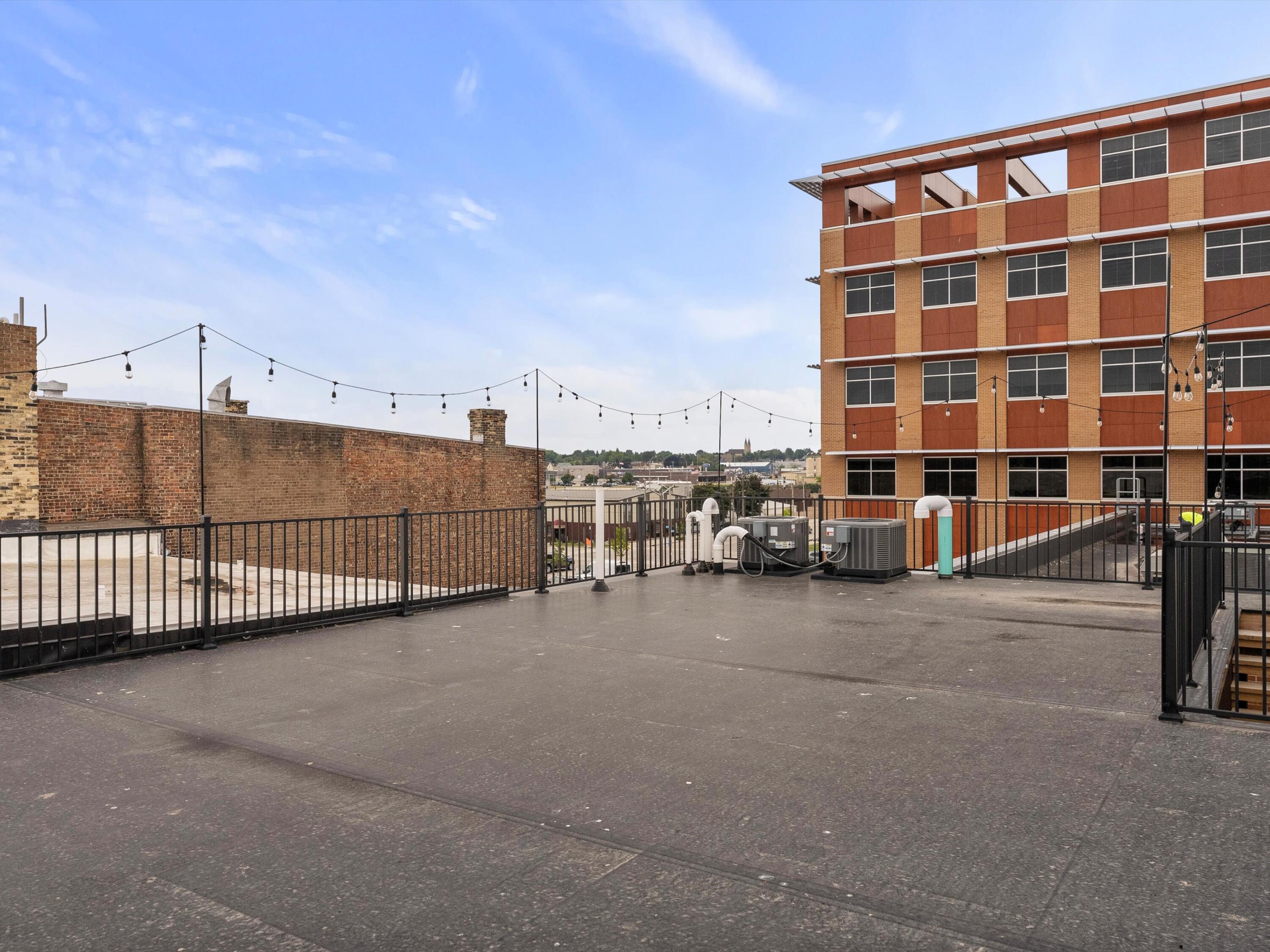 Manitowoc, Wisconsin 54220, United States, ,Commercial,Active,47756